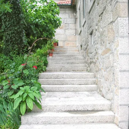 Charming With Mountain View In Pedraça, Pool *