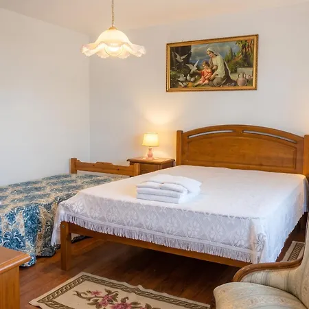 Charming With Mountain View In Pedraca, Pool Villa *