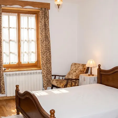 Villa Charming With Mountain View In Pedraca, Pool *